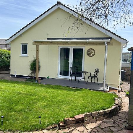 Sundial Cottage Ньютон Эбэт Экстерьер фото