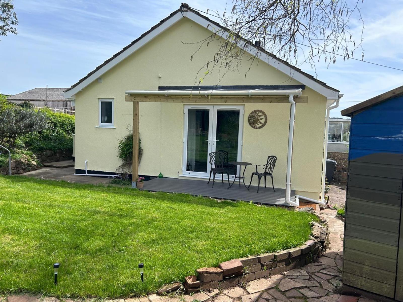 Sundial Cottage Ньютон Эбэт Экстерьер фото